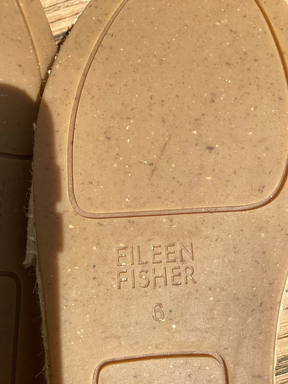 Eileen Fisher Neutral Tan Footbed with Embossed Logo - Picture 10 of 10